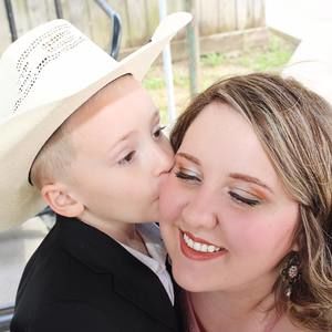 Meet your Posher, Katelynn